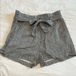 Thread & Supply High Waist Black and White Shorts